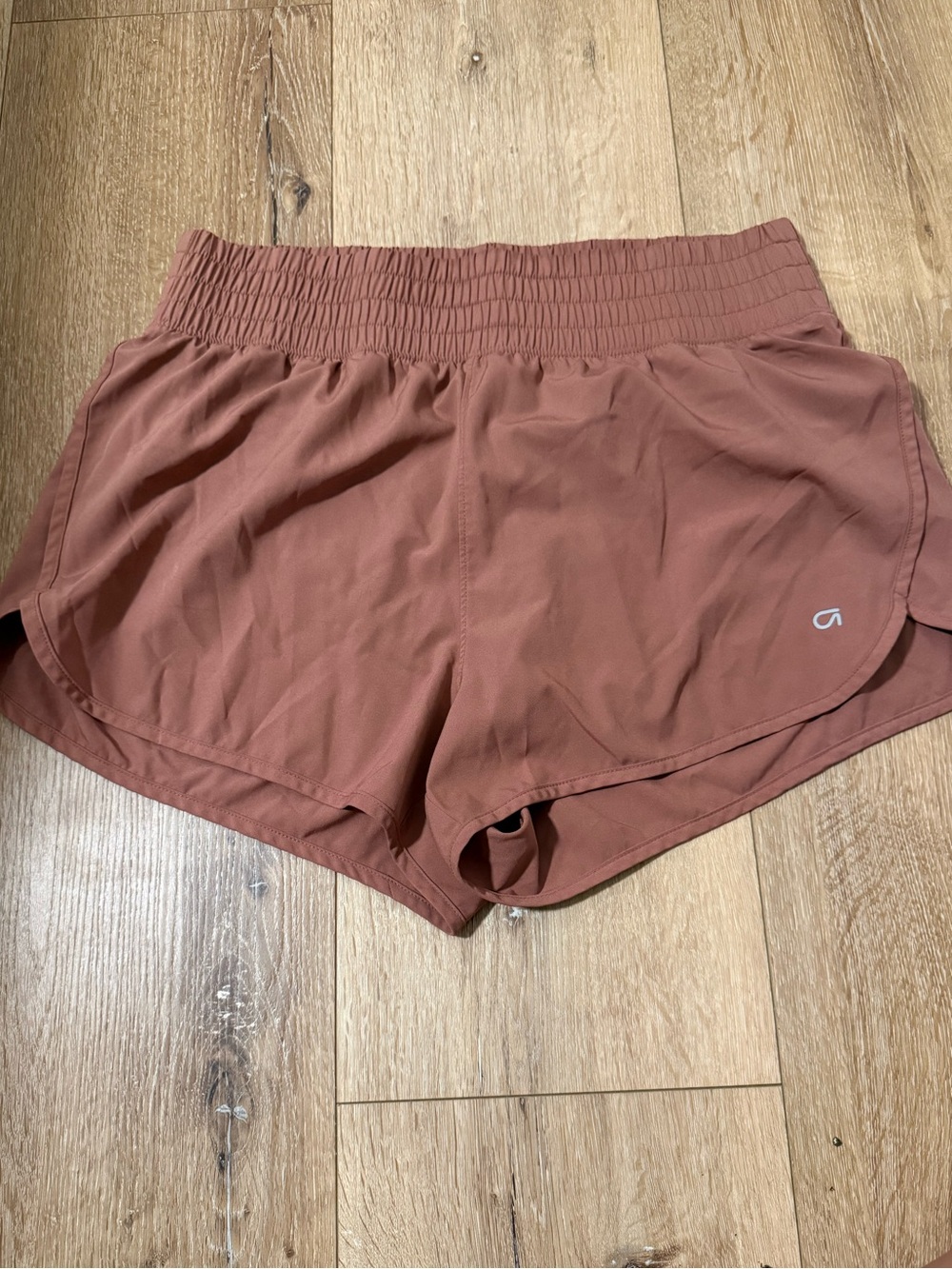 GAP FIT Women's Dusty Rose Active Running Shorts